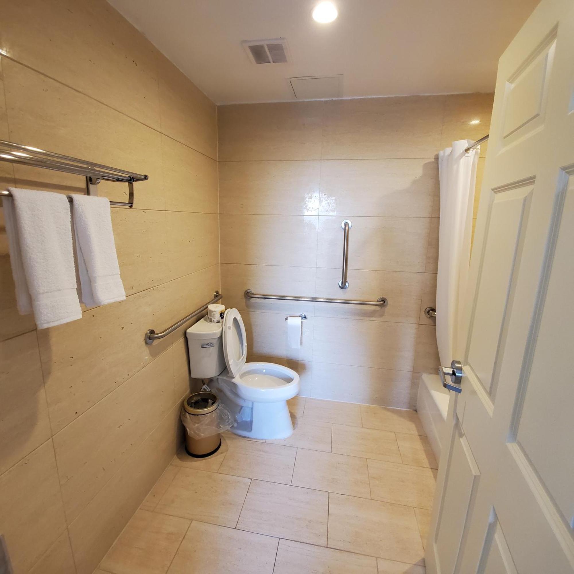 Mayfair Inn And Suites New York Ngoại thất bức ảnh