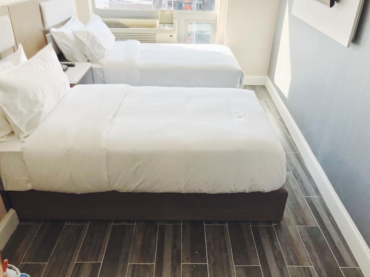 Mayfair Inn And Suites New York Ngoại thất bức ảnh