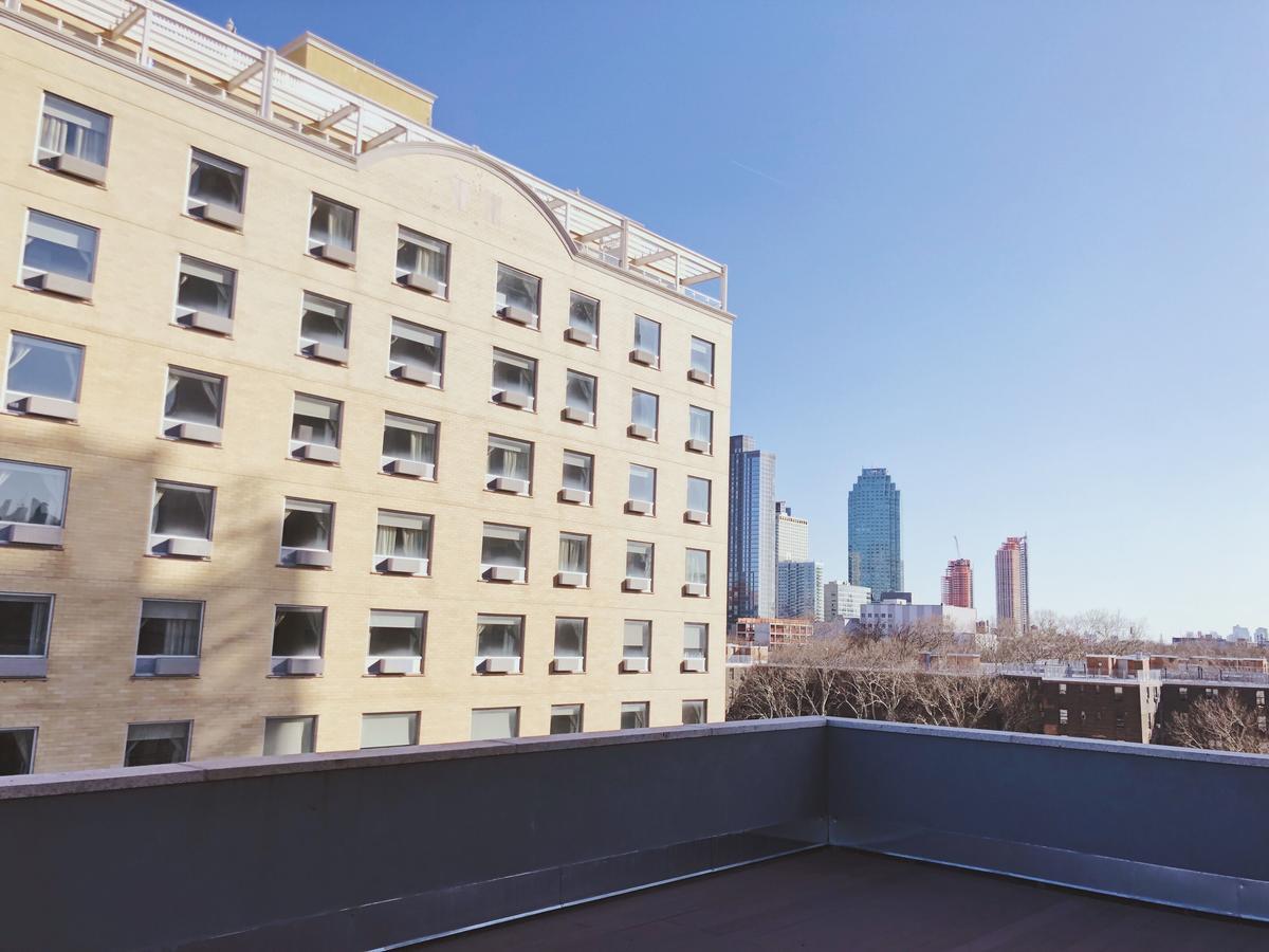 Mayfair Inn And Suites New York Ngoại thất bức ảnh