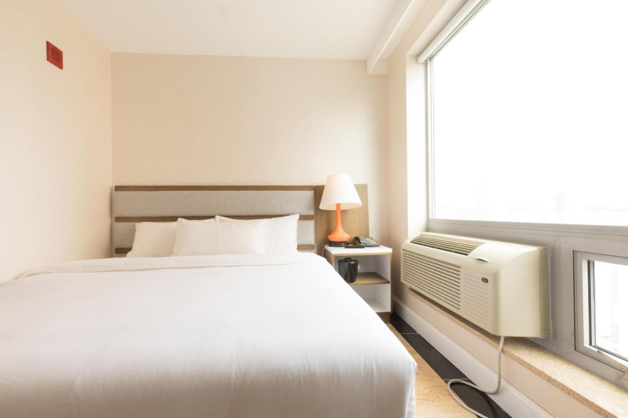 Mayfair Inn And Suites New York Ngoại thất bức ảnh